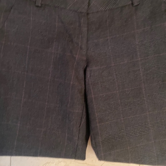 Nine West Black Dress Pants Straight Leg Never Worn. - Picture 3 of 4